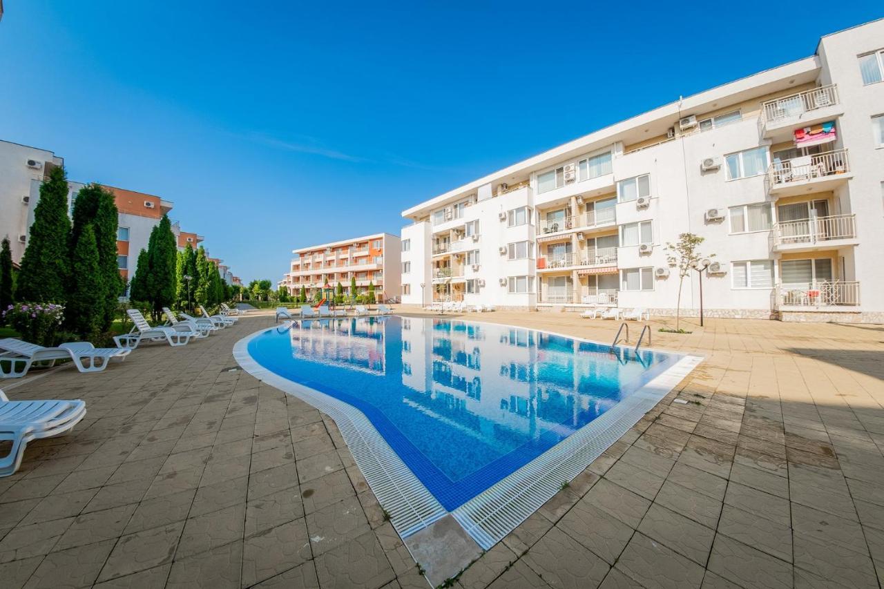 Nessebar Fort Club - Prestige Apartments Солнечный берег Экстерьер фото