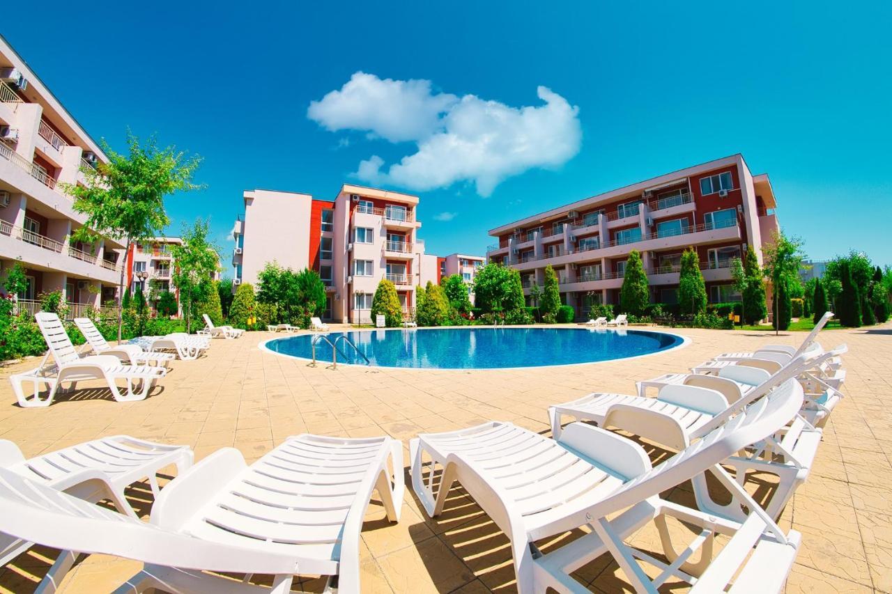 Nessebar Fort Club - Prestige Apartments Солнечный берег Экстерьер фото